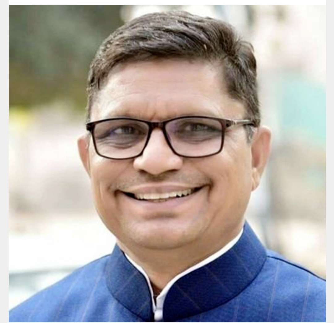 खाजूवाला विधायक डॉ विश्वनाथन मेघवाल के अचानक स्वास्थ्य खराब होने पर हार्ट होस्पीटल में भर्ती