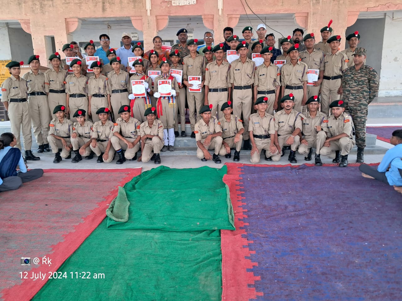 राजकीय उच्च माध्यमिक विद्यालय दियातरा में आज एनसीसी ‘ए’ प्रमाण पत्र का वितरण किया गया।कार्यक्रम