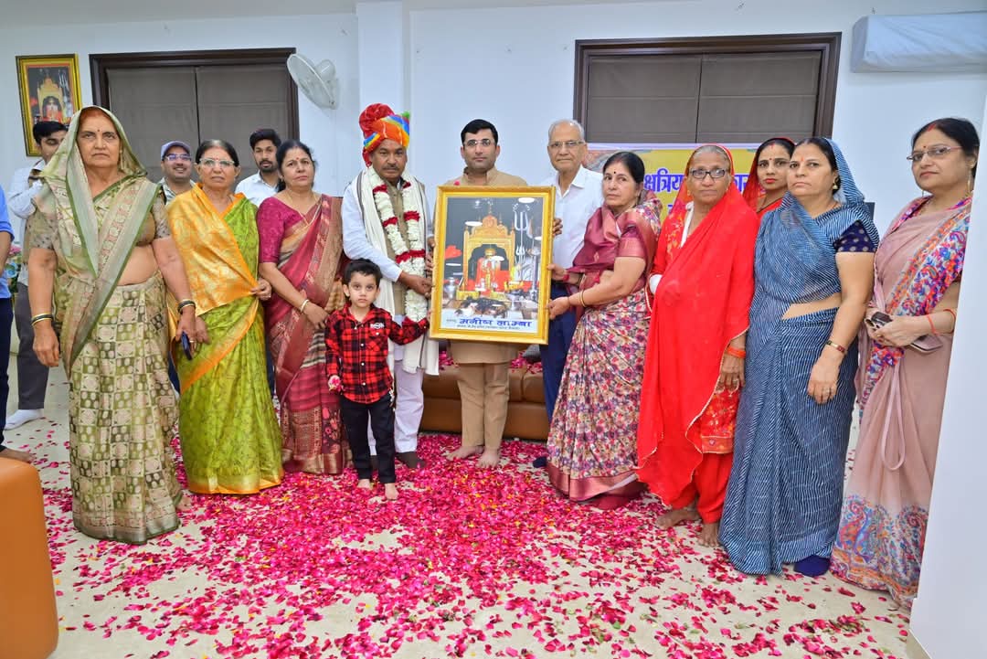 देहात भाजपा अध्यक्ष श्याम पंचारिया का श्री मेढ क्षत्रिय स्वर्णकार समाज एवं स्वर्णकार समाज अध्यक्ष मनीष सोनी द्वारा स्वागत अभिनन्दन किया गया